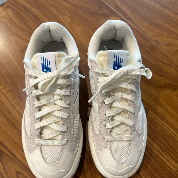 New Balance CT320 - Picture 2 of 2